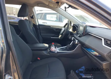 2020 Toyota Rav4 Le z USA, uszkodzony, nr VIN 2T3H1RFV3LW102352